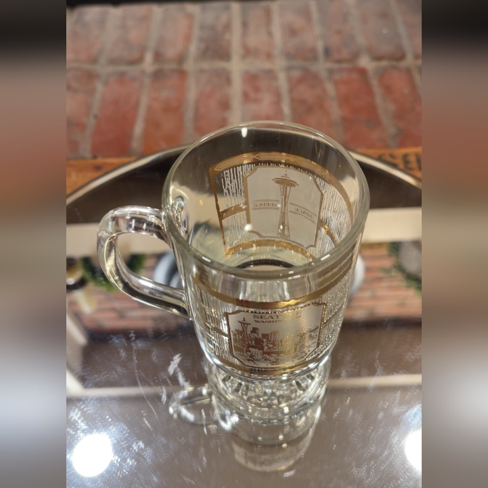 EC - 9oz Culver 22k Gold Seattle Space Needle Mug - Picture 4 of 6